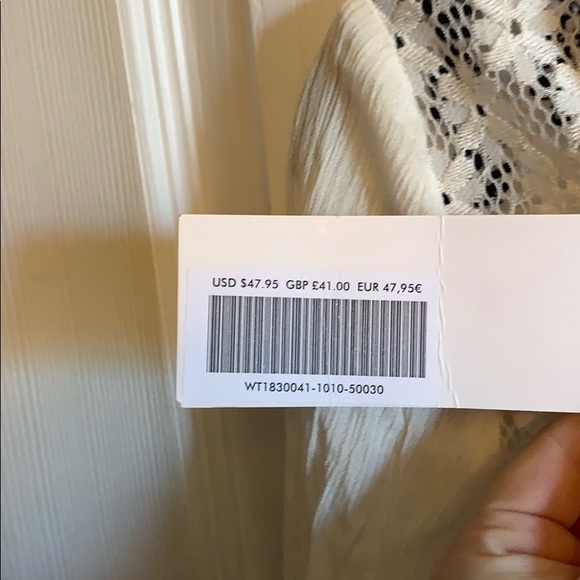 Blouse - Picture 3 of 3